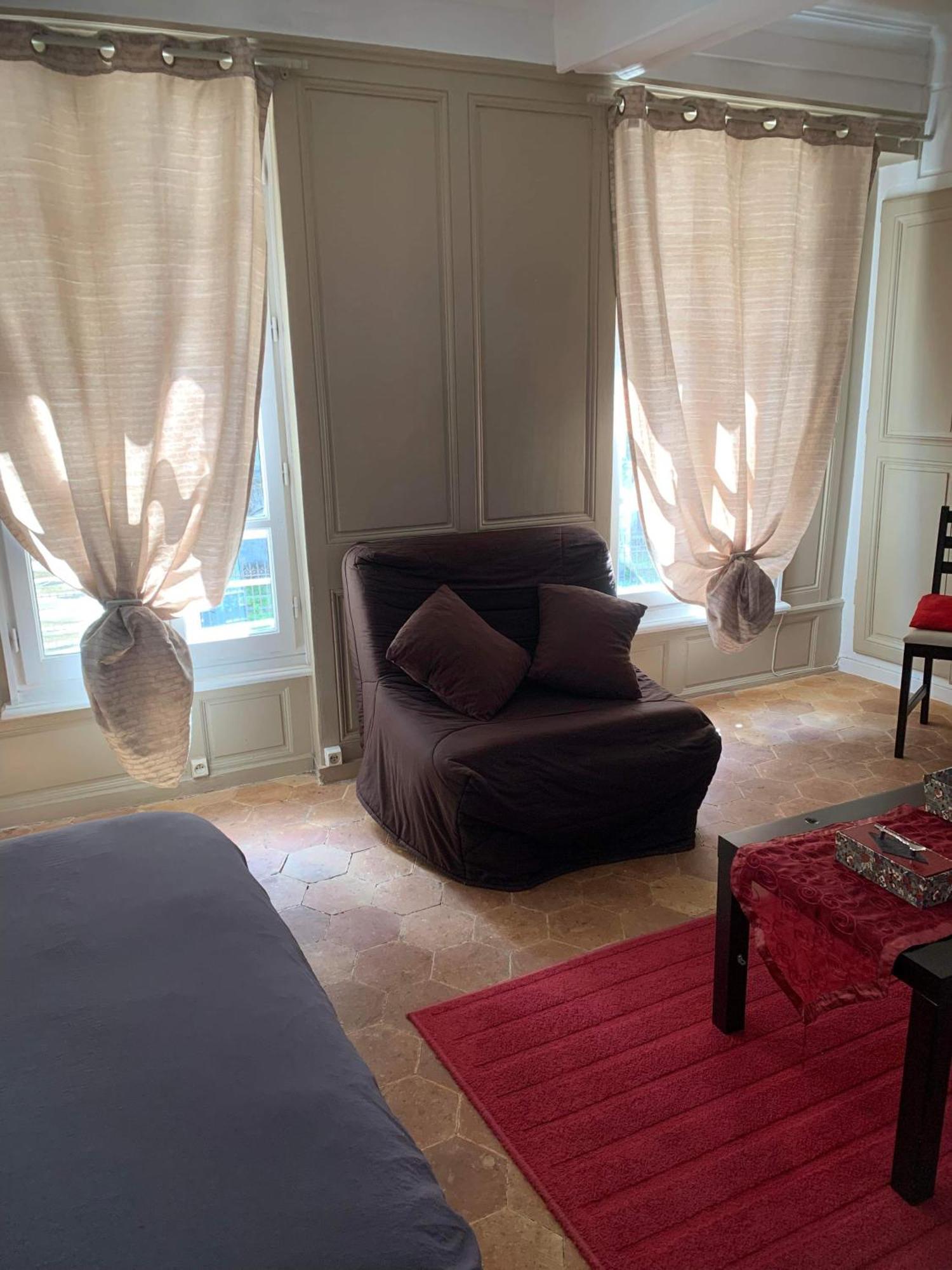 Studio Chartres Apartamento Exterior foto